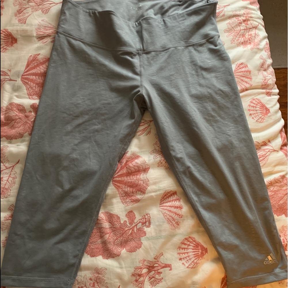 Adidas Climalite Gray cropped tights